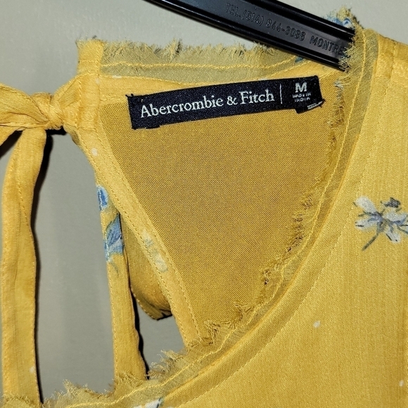 Abercrombie & Fitch yellow floral mini sleeveless sundress medium back key hole - Picture 6 of 7